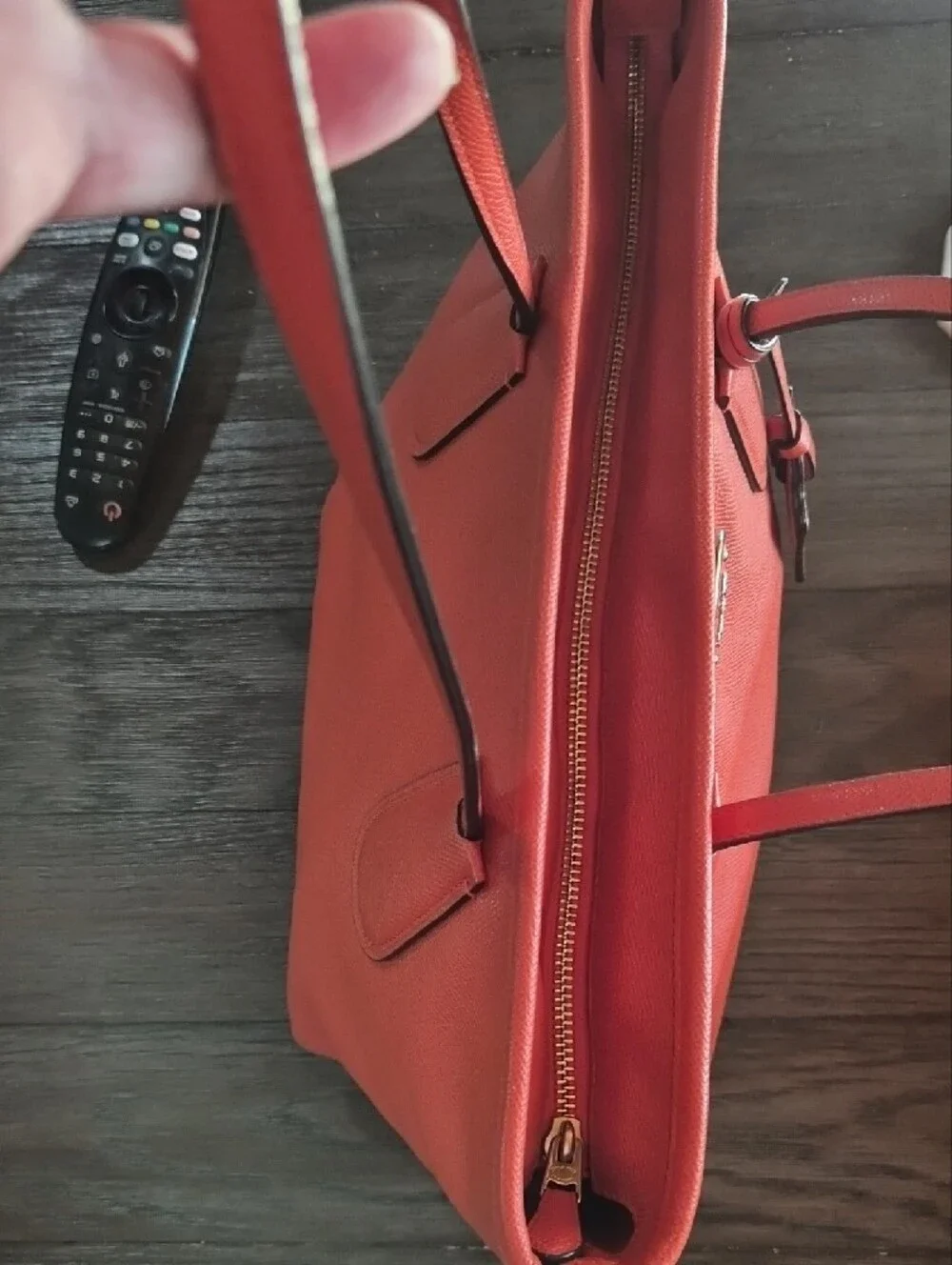 Coach Taxi Tote In Tennessee Orange! 🧡